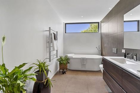 Photo of property in 20 Kiteroa Place, Cashmere, Christchurch, 8022