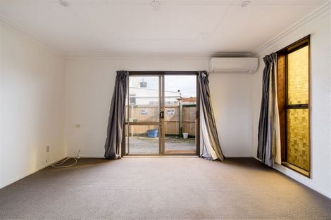 Photo of property in 65e Wesley Street, South Dunedin, Dunedin, 9012