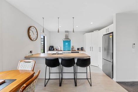 Photo of property in 2 Komahimahi Way, Motuoapa, 3382