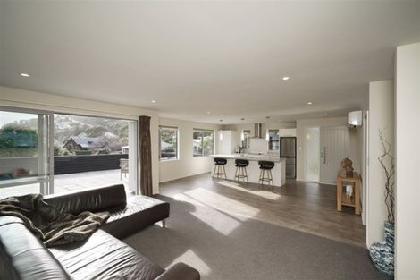Photo of property in 14 Virginia Lane, Mount Pleasant, Christchurch, 8081