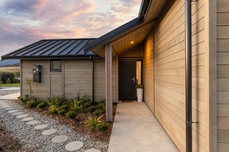 Photo of property in 11 Torridon Court, Jacks Point, Queenstown, 9371