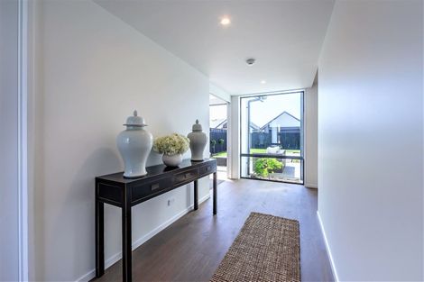 Photo of property in 2 Henridge Place, Avonhead, Christchurch, 8042