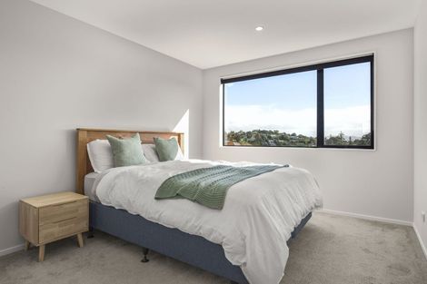 Photo of property in 10 Seafarer Crescent, Stanmore Bay, Whangaparaoa, 0932
