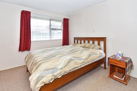 Photo of property in 2 James Walter Place, Mount Wellington, Auckland, 1060