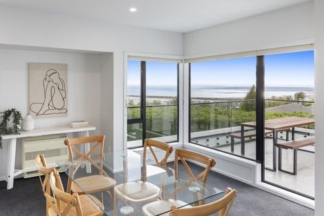 Photo of property in 2/11 Belleview Terrace, Mount Pleasant, Christchurch, 8081