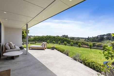 Photo of property in 85 Whitford-maraetai Road, Whitford, Howick, 2571