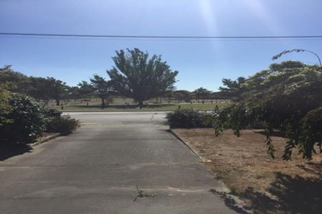 Photo of property in 280 Travis Road, New Brighton, Christchurch, 8083