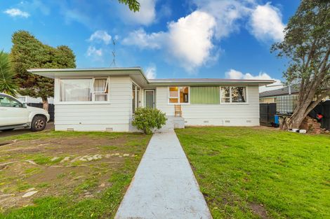 Photo of property in 14 Swallow Drive, Manurewa, Auckland, 2102