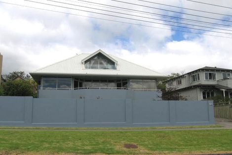 Photo of property in 2/24 Rangitoto Terrace, Milford, Auckland, 0620