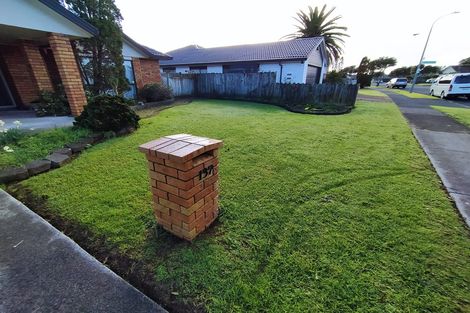 Photo of property in 137 Burswood Drive, Burswood, Auckland, 2013