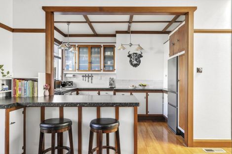 Photo of property in 72 Thornton Road, Cambridge, 3434