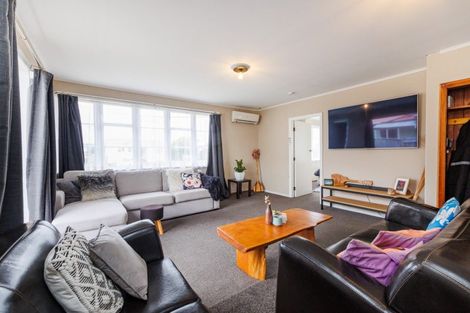 Photo of property in 32 Taylor Avenue, Feilding, 4702