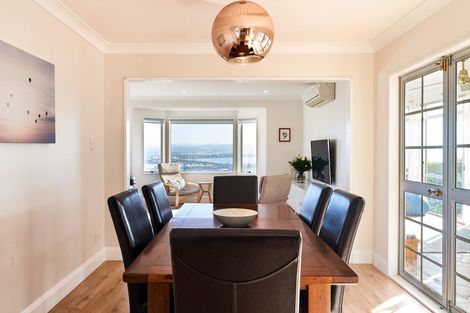 Photo of property in 32a Roslyn Road, Bluff Hill, Napier, 4110