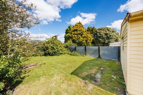 Photo of property in 34 Rhodes Drive, Kelvin Grove, Palmerston North, 4414