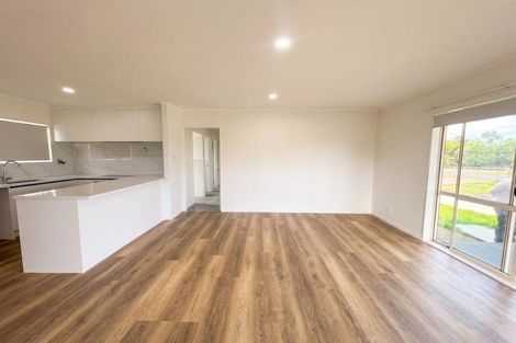 Photo of property in 95 Sykes Road, Weymouth, Auckland, 2103