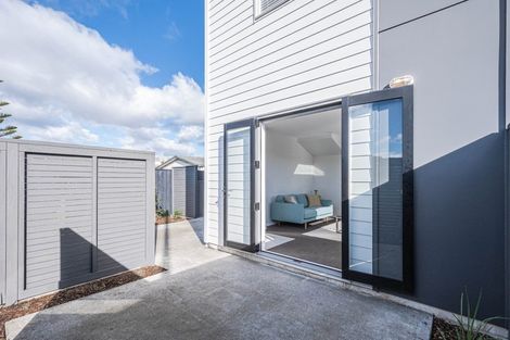 Photo of property in 24a Main Road, Titahi Bay, Porirua, 5022