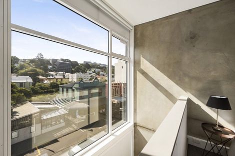 Photo of property in Canvas Apartments, 8/307 Willis Street, Te Aro, Wellington, 6011