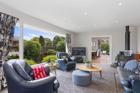 Photo of property in 16 Hadlow Place, Burnside, Christchurch, 8041