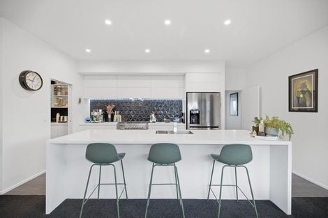 Photo of property in 28 Karere Avenue, Marshland, Christchurch, 8083