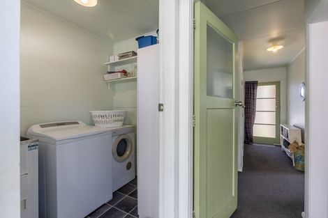 Photo of property in 1 Parekarangi Grove, Turangi, 3334