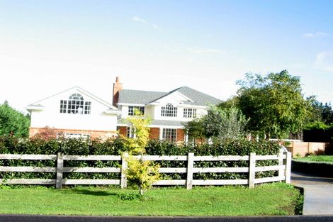 Photo of property in 18 Everlea Place, Alfriston, Auckland, 2105