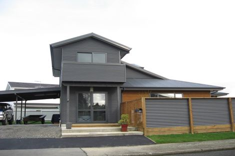 Photo of property in 30 Kildare Place, Waikiwi, Invercargill, 9810