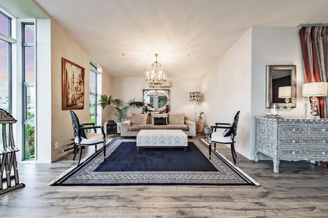 Photo of property in 2 Redcliffs View Lane, Redcliffs, Christchurch, 8081