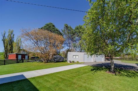 Photo of property in 744 Taihape Road, Pukehamoamoa, Hastings, 4179