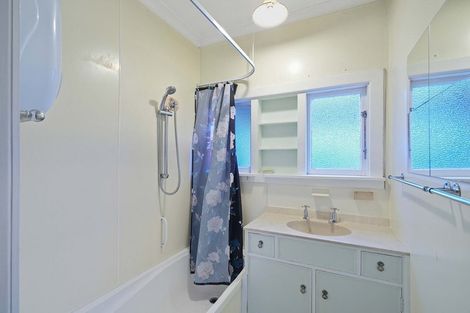 Photo of property in 104 Neill Street, Hornby, Christchurch, 8042