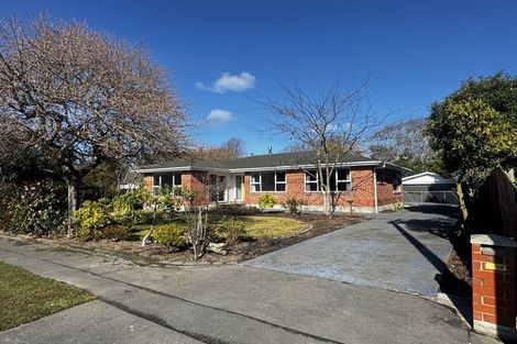 Photo of property in 493 Avonhead Road, Avonhead, Christchurch, 8042