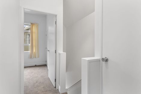 Photo of property in 52 Pipitea Street, Thorndon, Wellington, 6011