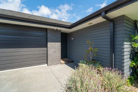 Photo of property in 5 Tide Lane, Whitby, Porirua, 5024