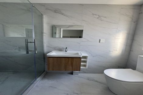 Photo of property in 10 Elcoat Avenue, Henderson, Auckland, 0612