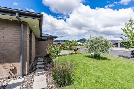 Photo of property in 16 Carrick Place, Mosgiel, 9024