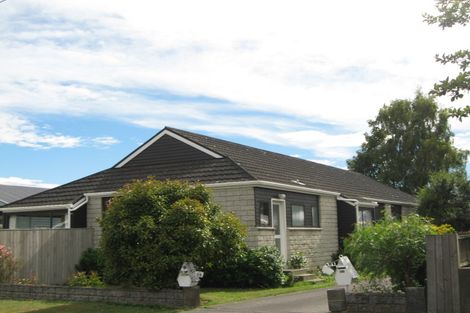 Photo of property in 2/28 Carrington Street, St Albans, Christchurch, 8014