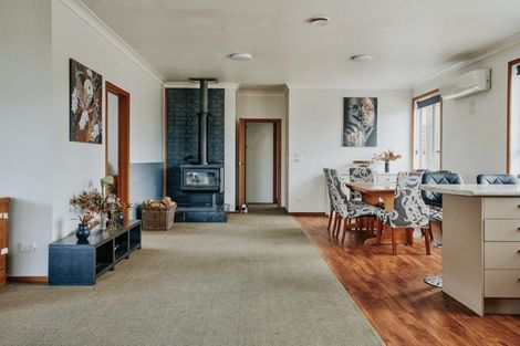 Photo of property in 18 Johnson Street, Milton, 9220