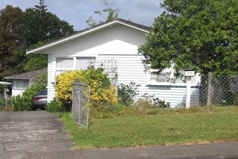 Photo of property in 23 Felgrove Street, Glendene, Auckland, 0602