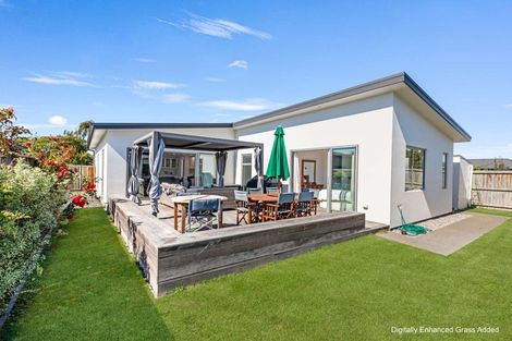 Photo of property in 118 Chinnerys Road, Woodend, 7610