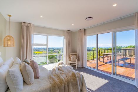 Photo of property in 90 Kotare Street, Waikanae, 5036