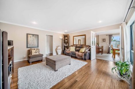 Photo of property in 21a Edmund Hillary Avenue, Papakura, 2110