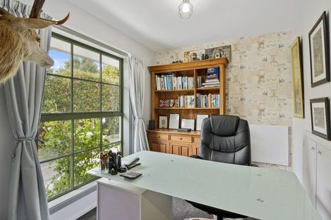 Photo of property in 76 Russley Road, Russley, Christchurch, 8042