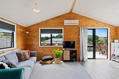 Photo of property in Hurndall Street East, Maungaturoto, 0520