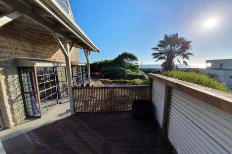 Photo of property in 2 Stanton Crescent, Karoro, Greymouth, 7805