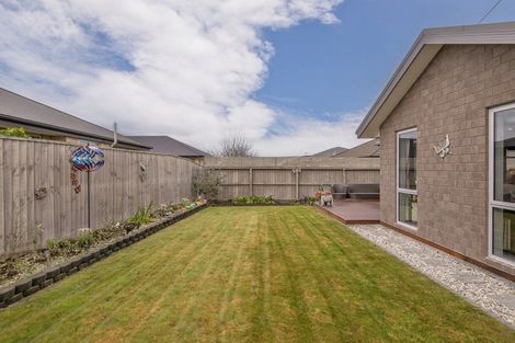 Photo of property in 35 Beech Drive, Rangiora, 7400