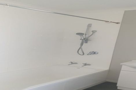 Photo of property in 906 Kiwi Street, Camberley, Hastings, 4120