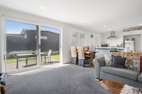 Photo of property in 20 Pioneer Crescent, Omokoroa, 3114