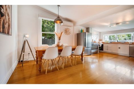 Photo of property in 14 Martin Avenue, Beckenham, Christchurch, 8023