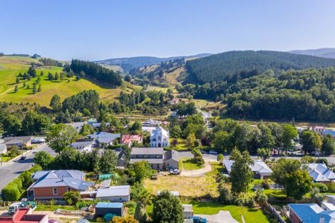 Photo of property in 6 Colonsay Street, Lawrence, 9532