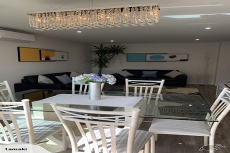 Photo of property in 2/31 Kenderdine Road, Papatoetoe, Auckland, 2025