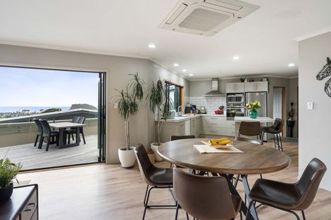 Photo of property in 111 Pacific View Drive, Whangamata, 3620